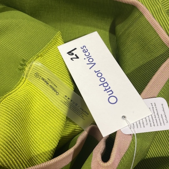 NWT Outdoor Voices Green Apple Seamless Rib 7/8 Leggings - Picture 3 of 10